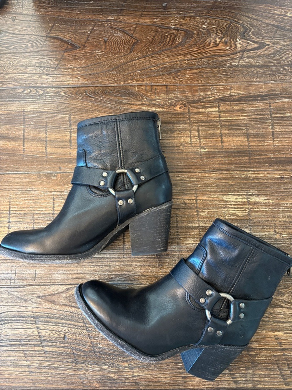 Frye‎ Black Leather Harness Ring Booties - Picture 2 of 8